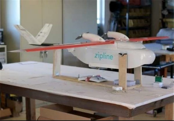 رونمایی از پهپاد ساخت داخل در نخستین کنفرانس ملی بومی‌سازی دانش ربات‌های پروازی