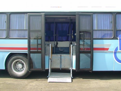 20 دستگاه اتوبوس شهری اردبیل برای استفاده معلولان مجهز به جک بالابر می شوند