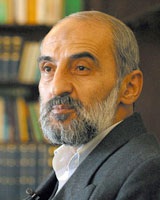 در مکتب سلیمانی دشمن التماس می‌کند