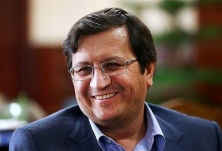 همتی ۸ خرداد: رئیس‌جمهور گفت یا نامزد انتخاباتی باش یا رئیس بانک مرکزی/ همتی در مناظرات: من را به خاطر اختلاف نظر اقتصادی با روحانی کنار گذاشتند!/ واعظی: همتی می‌خواست مرخصی بگیرد که اگر رای نیاورد سرکارش برگردد!