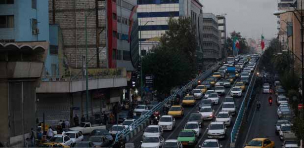 ترافیک سنگین در آزادراه قزوین – کرج محدوده پل فردیس