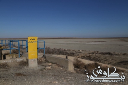 لب های آلاگل ترک برداشت / نفس های آخرآلما گل