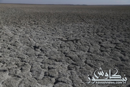 لب های آلاگل ترک برداشت / نفس های آخرآلما گل